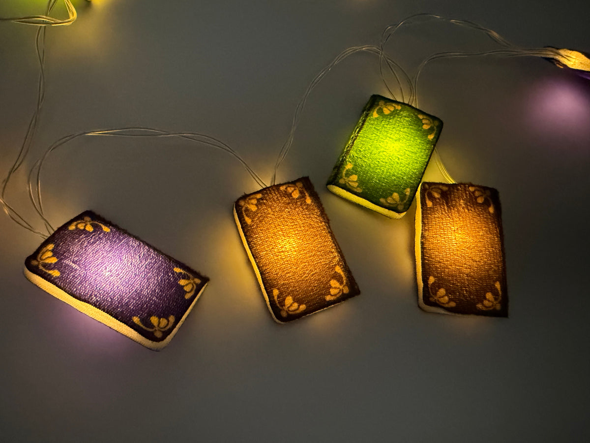 book nookin' string lights